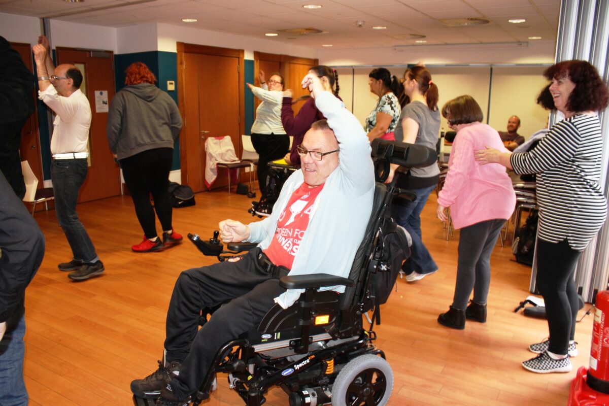Maurice dancing